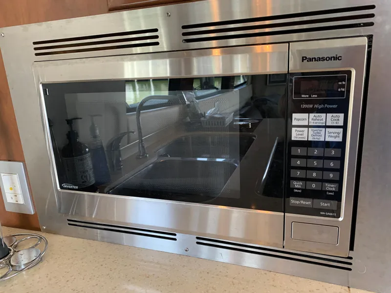 Slide: The Image of Carver 56 Voyager 2007 - 79