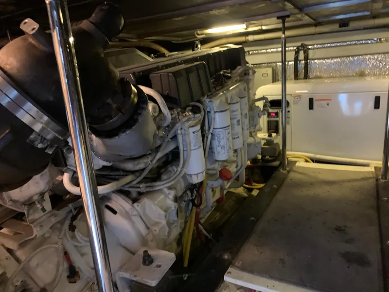 Slide: The Image of Carver Yachts 56 Voyager 2007 - 127