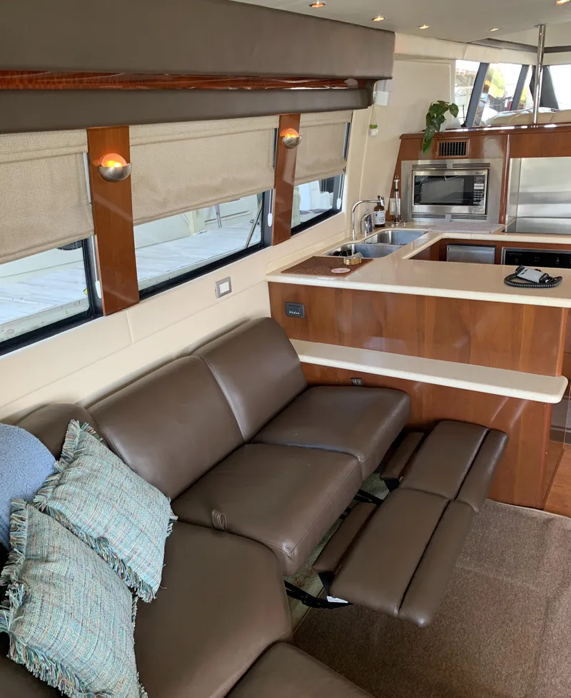 Slide: The Image of Carver Yachts 56 Voyager 2007 - 62