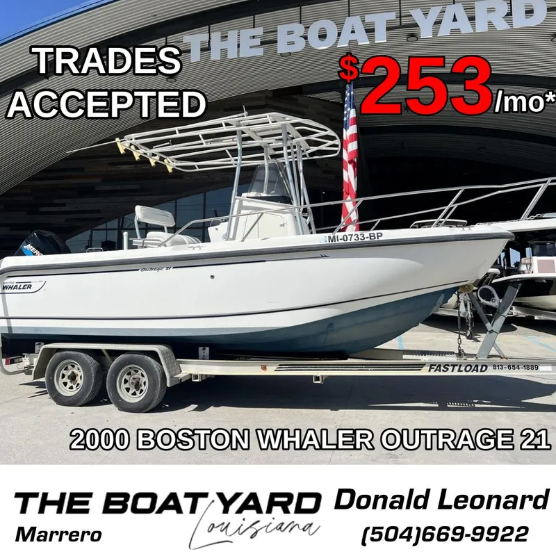 Slide: The Image of Boston Whaler 21 Outrage 2000 - 1