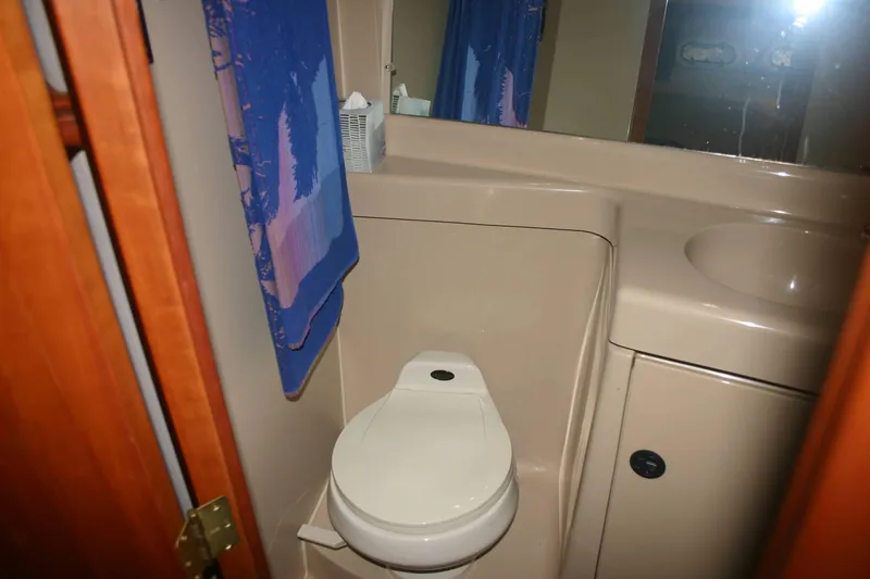 Slide: The Image of Aft Head - 33