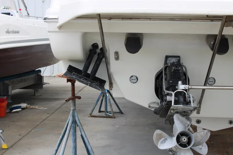 Slide: The Image of 1999 Formula 400 Super Sport boat on stands for maintenance. - 6