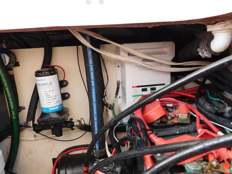 Slide: The Image of Grady-White Freedom 375 2018 - 77