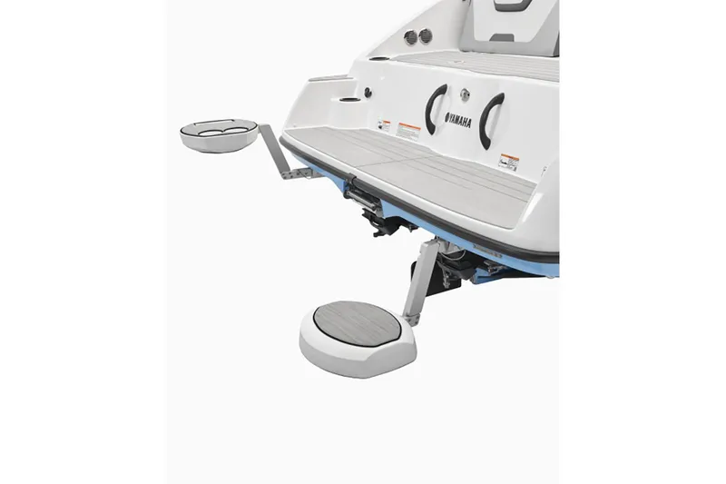 Slide: The Image of 2024 Yamaha Boats SX220 swim platform with seating and cup holders. - 7