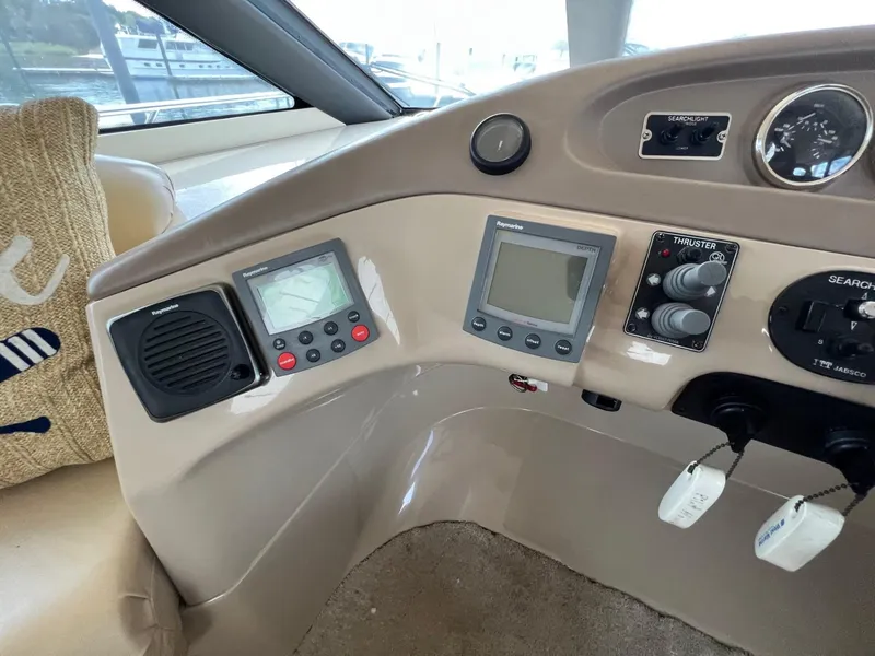 Slide: The Image of Carver 56 Voyager - 19