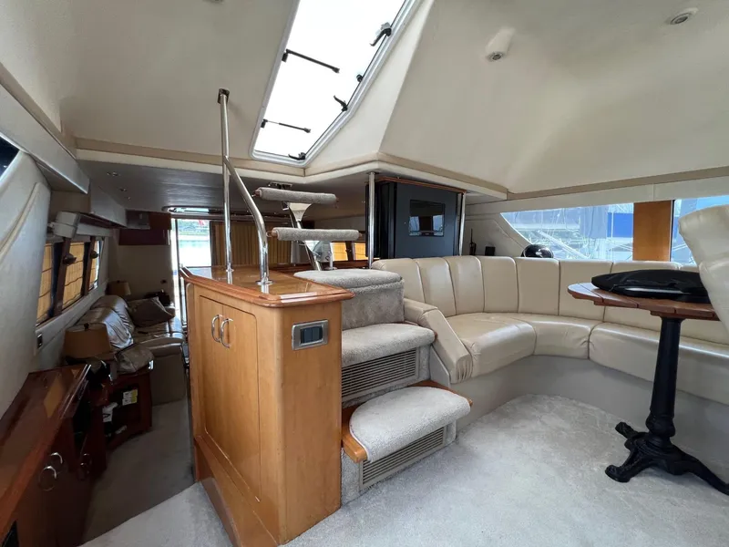 Slide: The Image of Carver 56 Voyager - 20