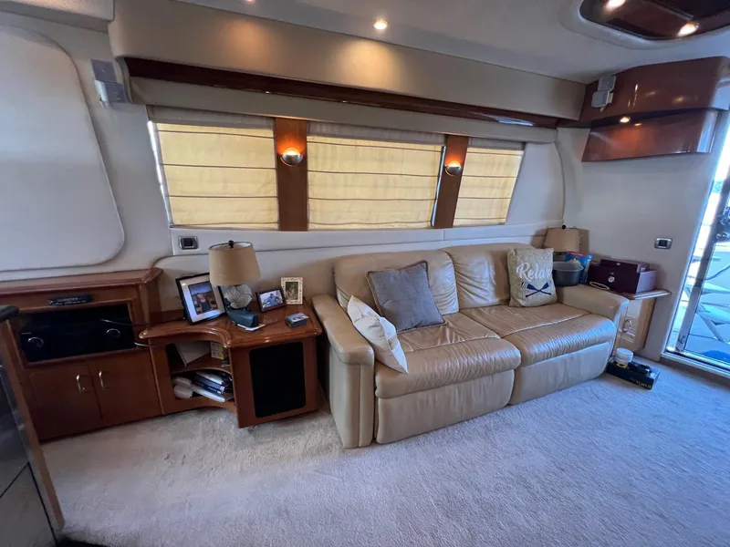 Slide: The Image of Carver 56 Voyager - 28