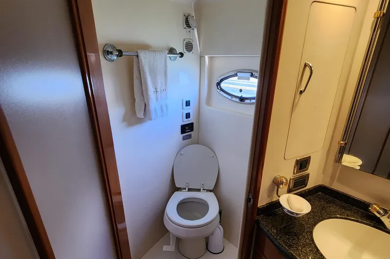 Slide: The Image of Carver 56 Voyager - 50