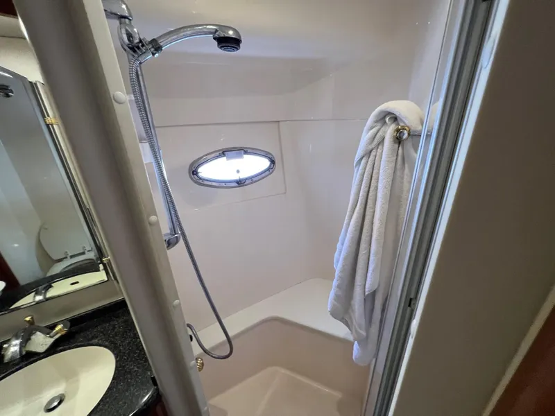 Slide: The Image of Carver 56 Voyager - 53