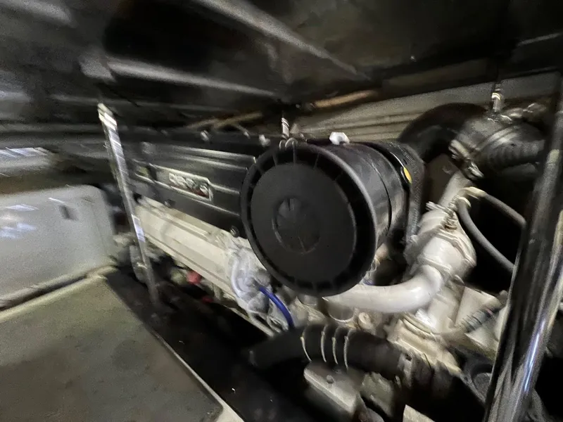 Slide: The Image of Carver 56 Voyager - 60