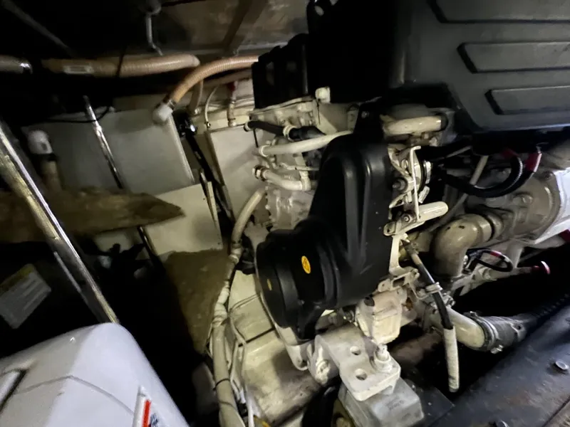 Slide: The Image of Carver 56 Voyager - 64