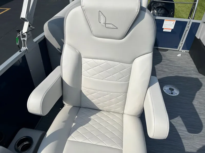 Slide: The Image of 2024 Lowe SS 210 WT boat seat with armrests and quilted design. - 21