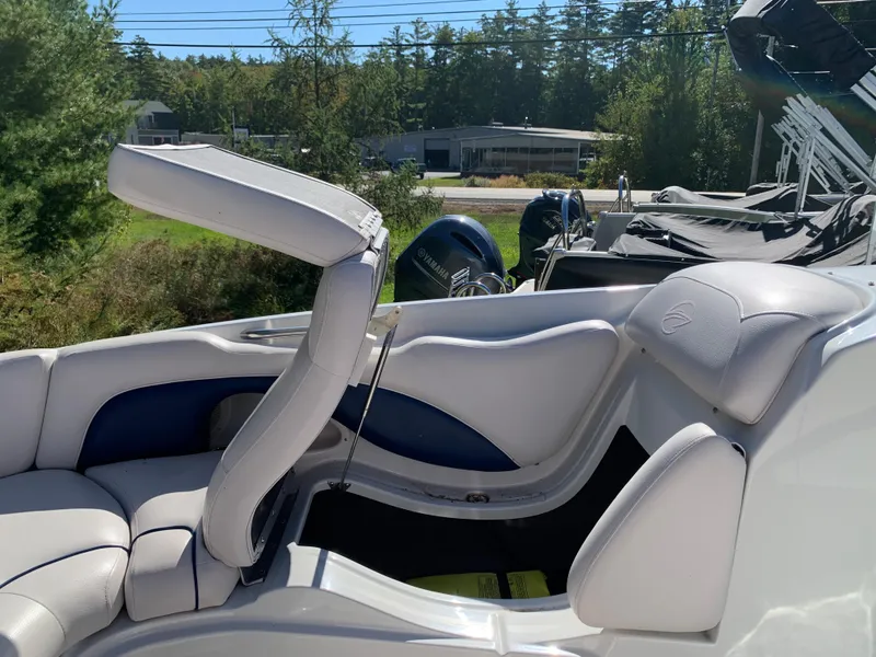 Slide: The Image of Crownline Boats E6 2012 - 51