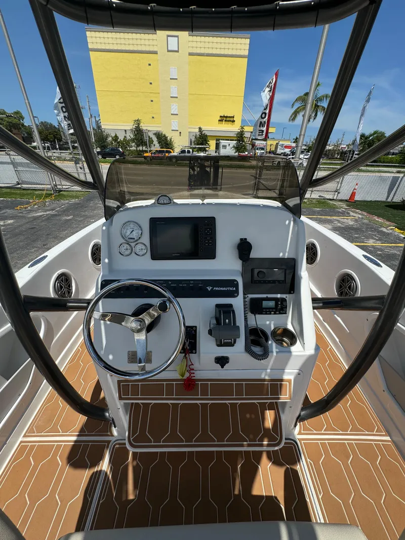 Slide: The Image of Pronautica 660 2016 - 61