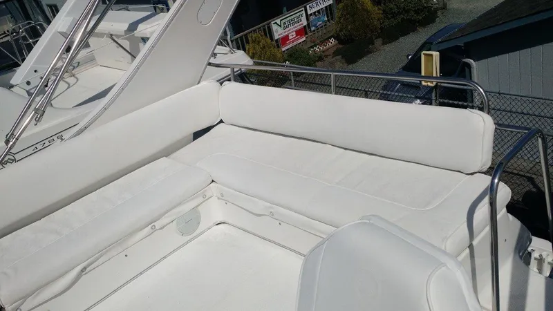 Slide: The Image of Clean flybridge upholstery - 8