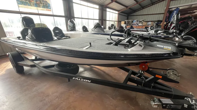 Slide: The Image of Falcon F185 2023 - 4