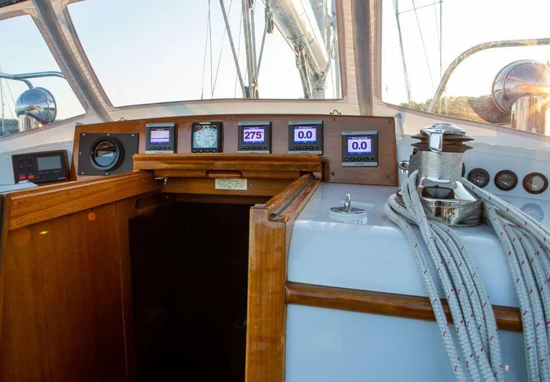 Slide: The Image of Hinckley OceanCruising 52 cockpit with navigation instruments and ropes, 1997 model. - 42