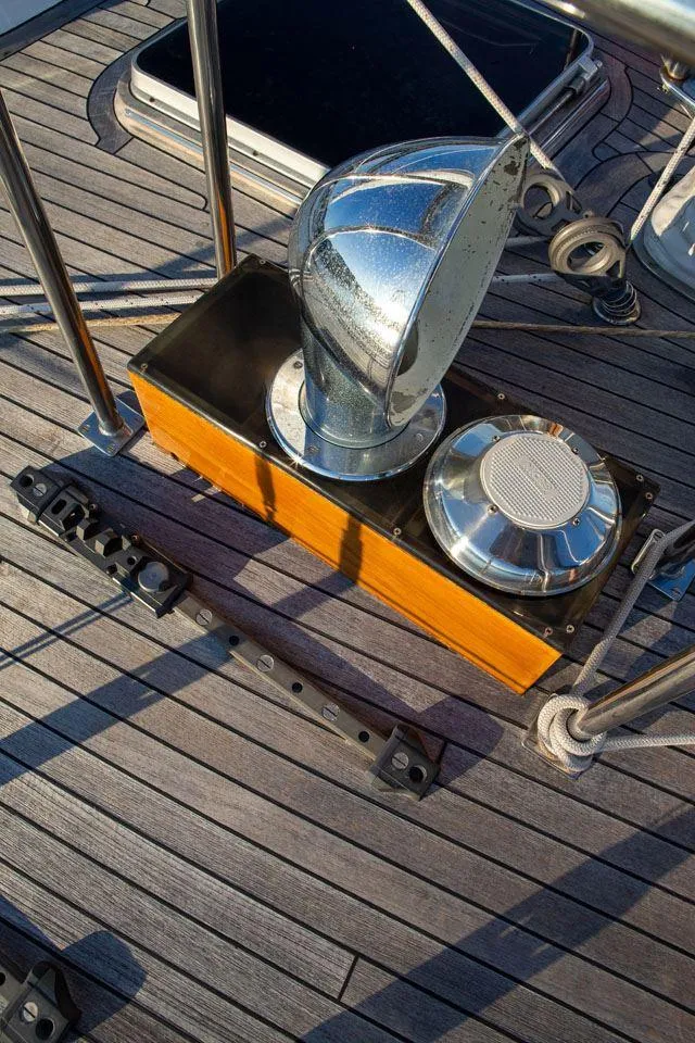 Slide: The Image of Hinckley Yachts OceanCruising 52 1997 - 77