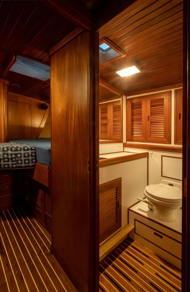 Slide: The Image of Hinckley Yachts OceanCruising 52 1997 - 82