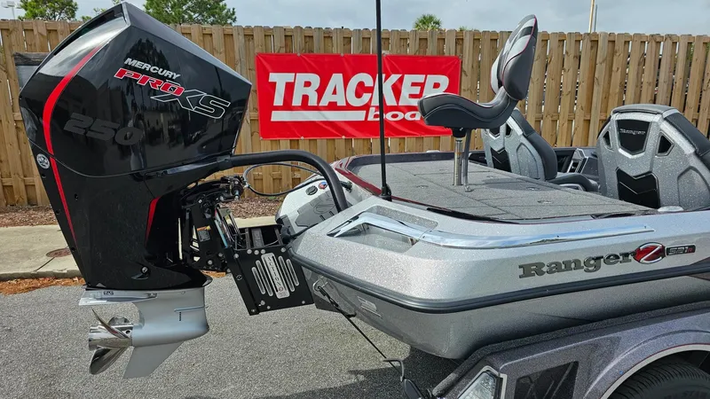 Slide: The Image of 2024 Ranger Z521R Ranger Cup Equipped boat with Mercury Pro XS engine. - 23