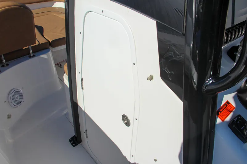 Slide: The Image of Sea Hunt Ultra 275 SE 2021 - 58