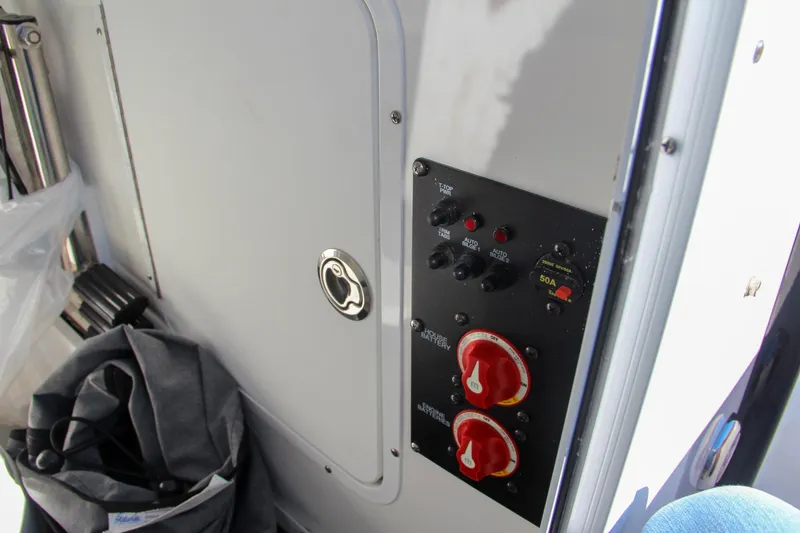 Slide: The Image of Sea Hunt Ultra 275 SE 2021 - 61