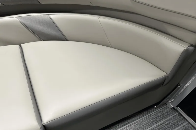 Slide: The Image of Premier 250 Solaris Sport 2024 - 65