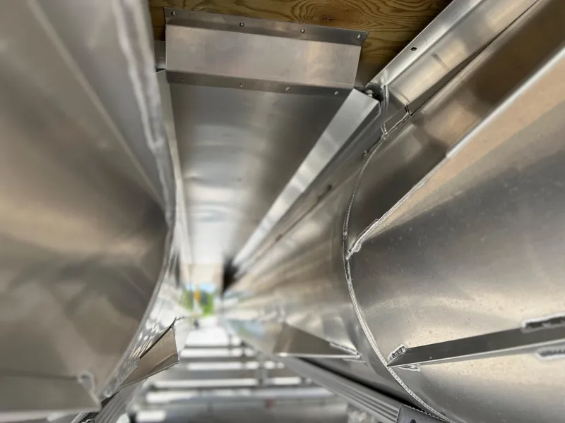 Slide: The Image of Close-up of 2024 Qwest Splash Pad 822 aluminum structure. - 18