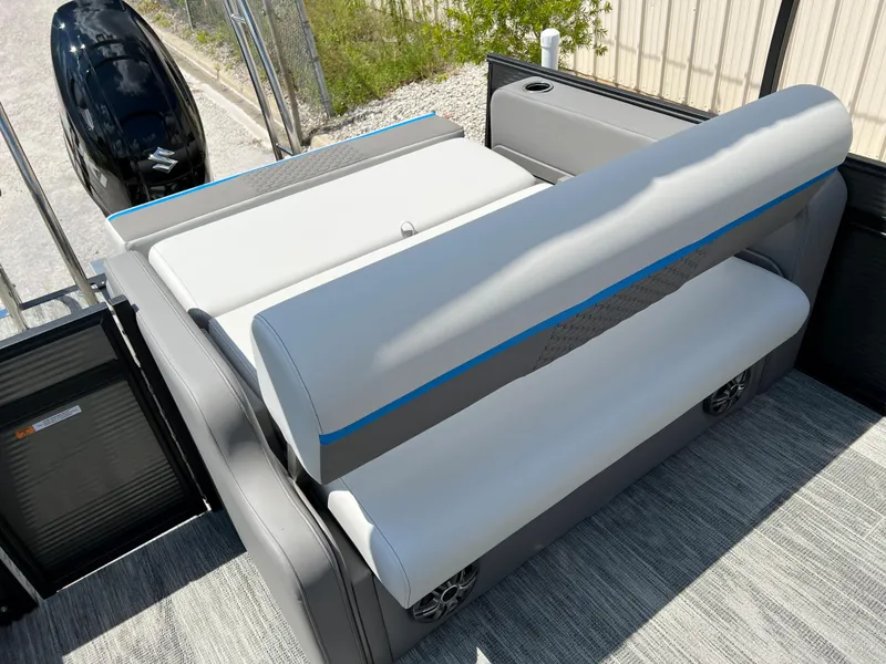 Slide: The Image of 2024 Qwest Splash Pad 822 boat with comfortable seating and modern design. - 7