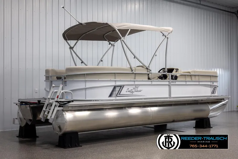 Slide: The Image of 2024 SunChaser Vista 22 LR pontoon boat in showroom. - 6