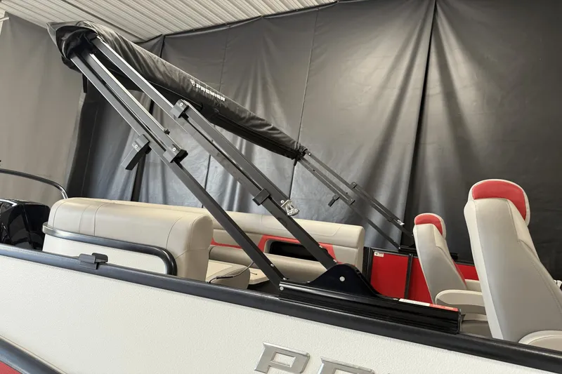 Slide: The Image of Premier 250 Solaris 2024 - 53