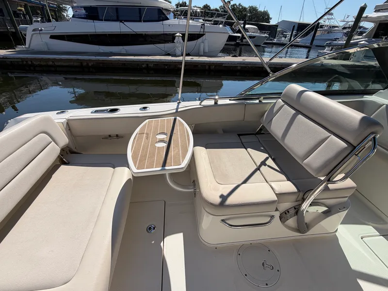 Slide: The Image of Boston Whaler 230 VANTAGE 2017 - 55
