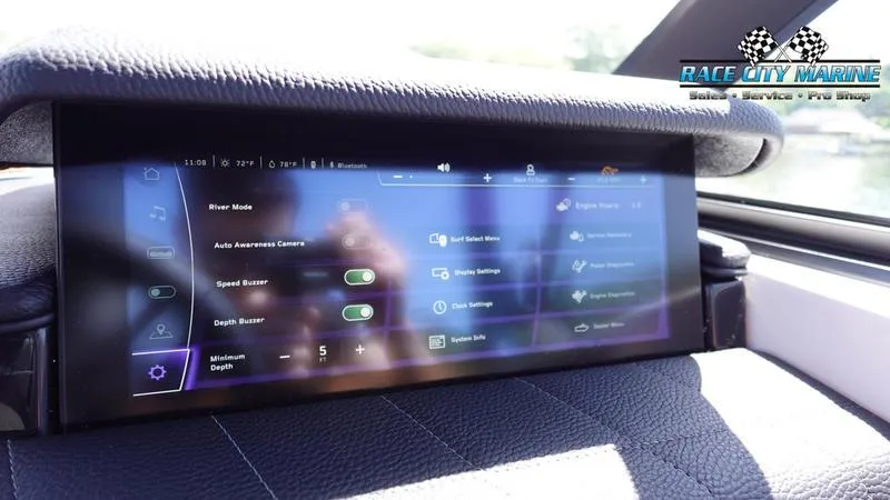 Slide: The Image of Nautique G25 - 19