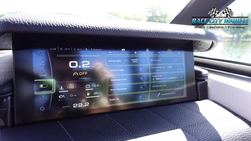 Slide: The Image of Nautique G25 - 22