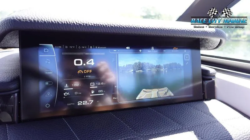 Slide: The Image of Nautique G25 - 23