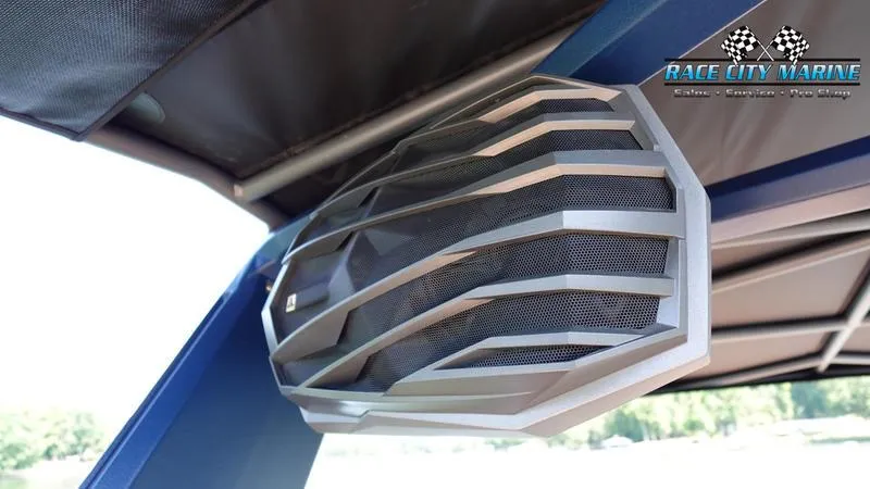 Slide: The Image of Nautique G25 - 29