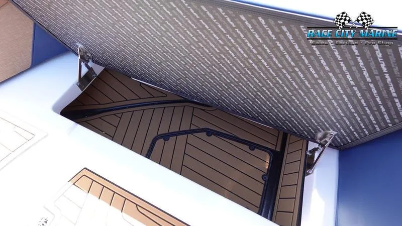 Slide: The Image of Nautique G25 - 42