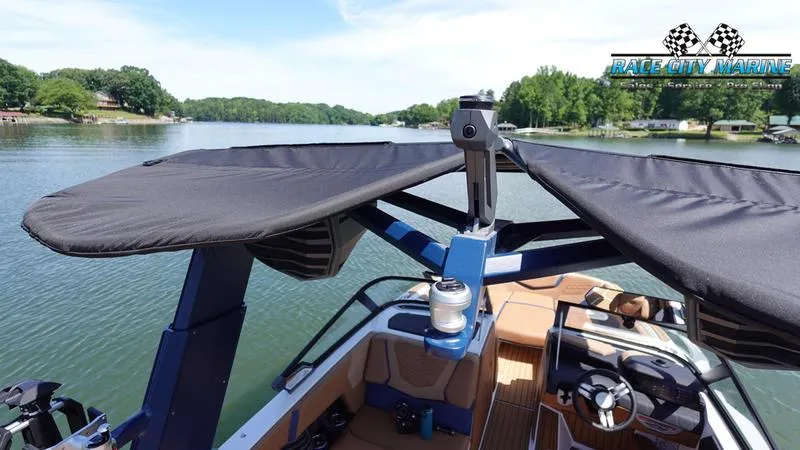 Slide: The Image of Nautique G25 - 54