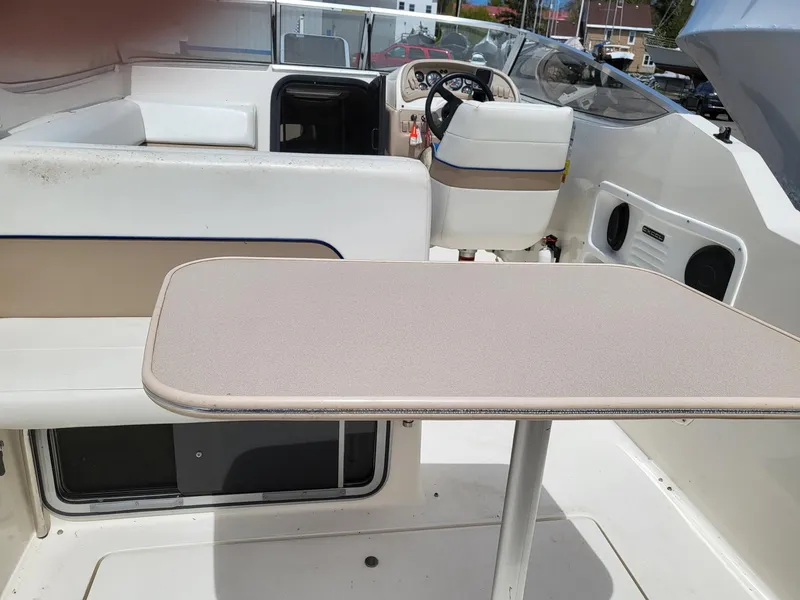 Wellcraft Excel 26 SE : acheter bateau à moteur d'occasion - achat et vente