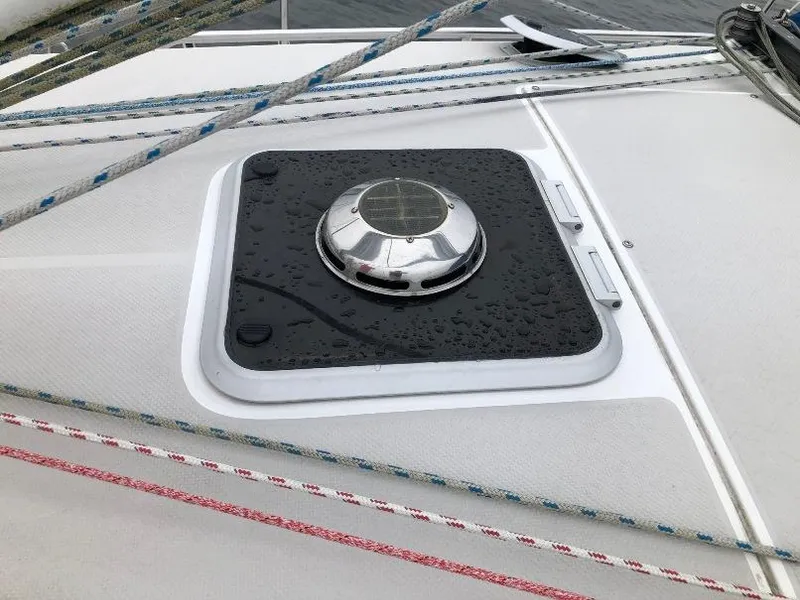 Slide: The Image of Catalina 320 yacht deck with hatch, 1998 model. - 15