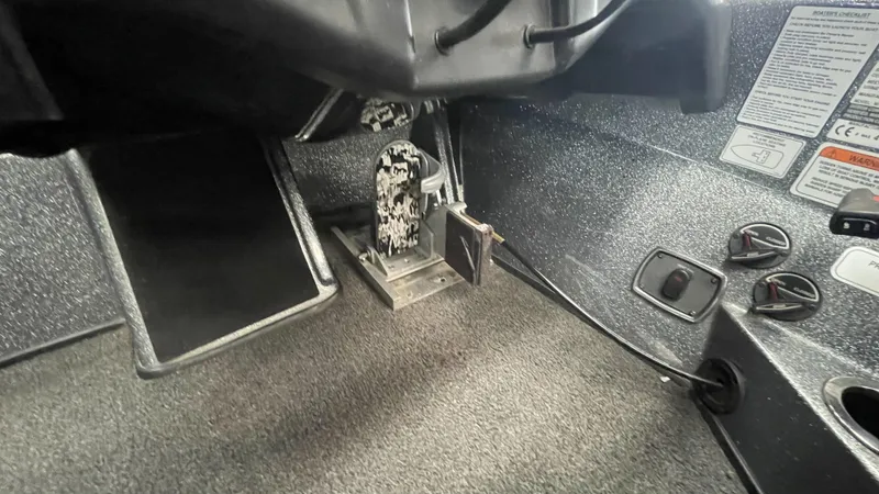 Slide: The Image of Nitro Z20 2021 - 12