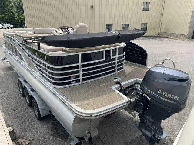 Slide: The Image of Image 9 - 9