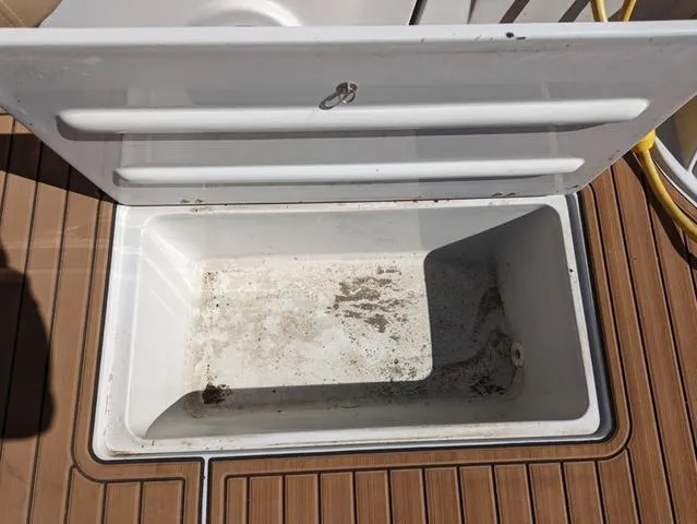 Slide: The Image of Crownline Boats 350 SY 2023 - 18