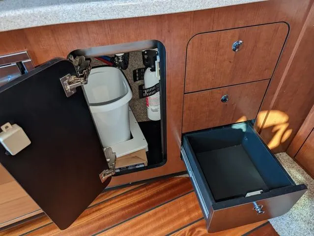 Slide: The Image of Crownline Boats 350 SY 2023 - 27