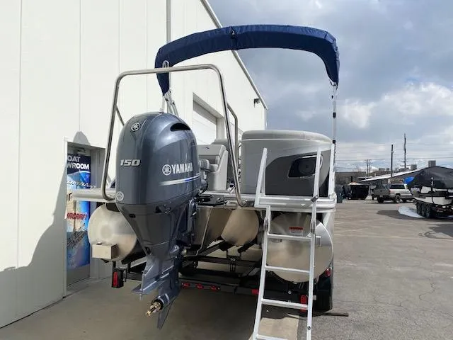 Slide: The Image of 2023 Bennington 22LFB pontoon boat with Yamaha 150 outboard motor. - 4