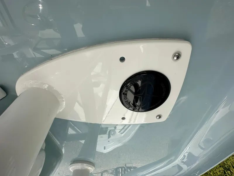 Slide: The Image of Tidewater 210 CC Adventure 2025 - 59