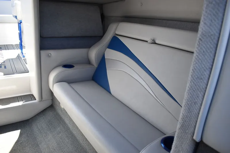 Slide: The Image of Shockwave Boats 29 Magnatude 2020 - 57