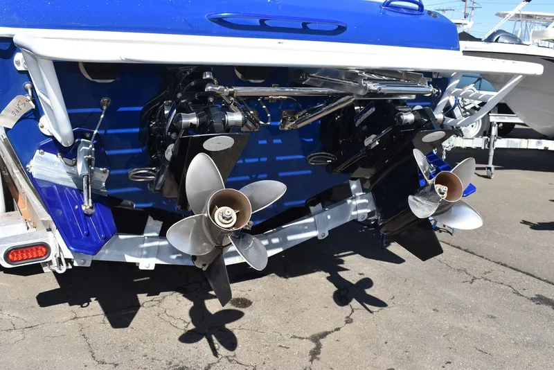 Slide: The Image of Shockwave Boats 29 Magnatude 2020 - 71