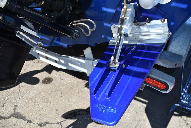 Slide: The Image of Shockwave Boats 29 Magnatude 2020 - 75