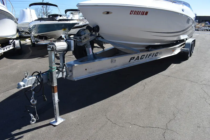 Slide: The Image of Shockwave Boats 29 Magnatude 2020 - 82